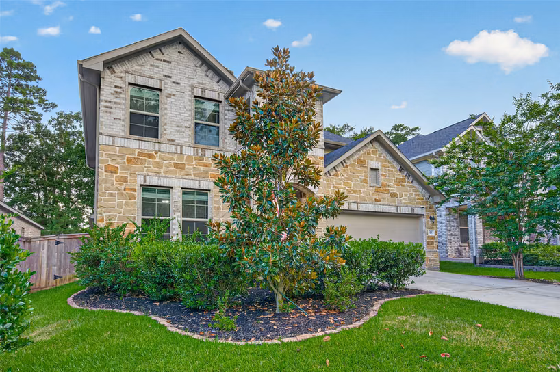 Photo 3 of 175 Silva Creek Trail, Conroe, TX