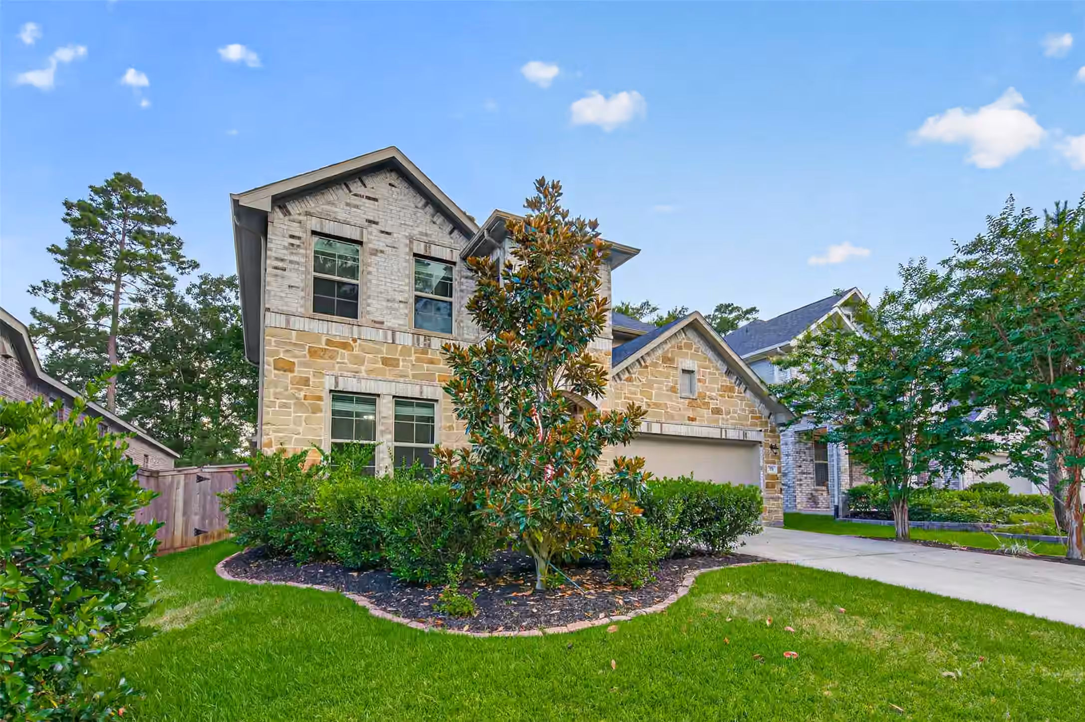 Photo 5 of 175 Silva Creek Trail, Conroe, TX