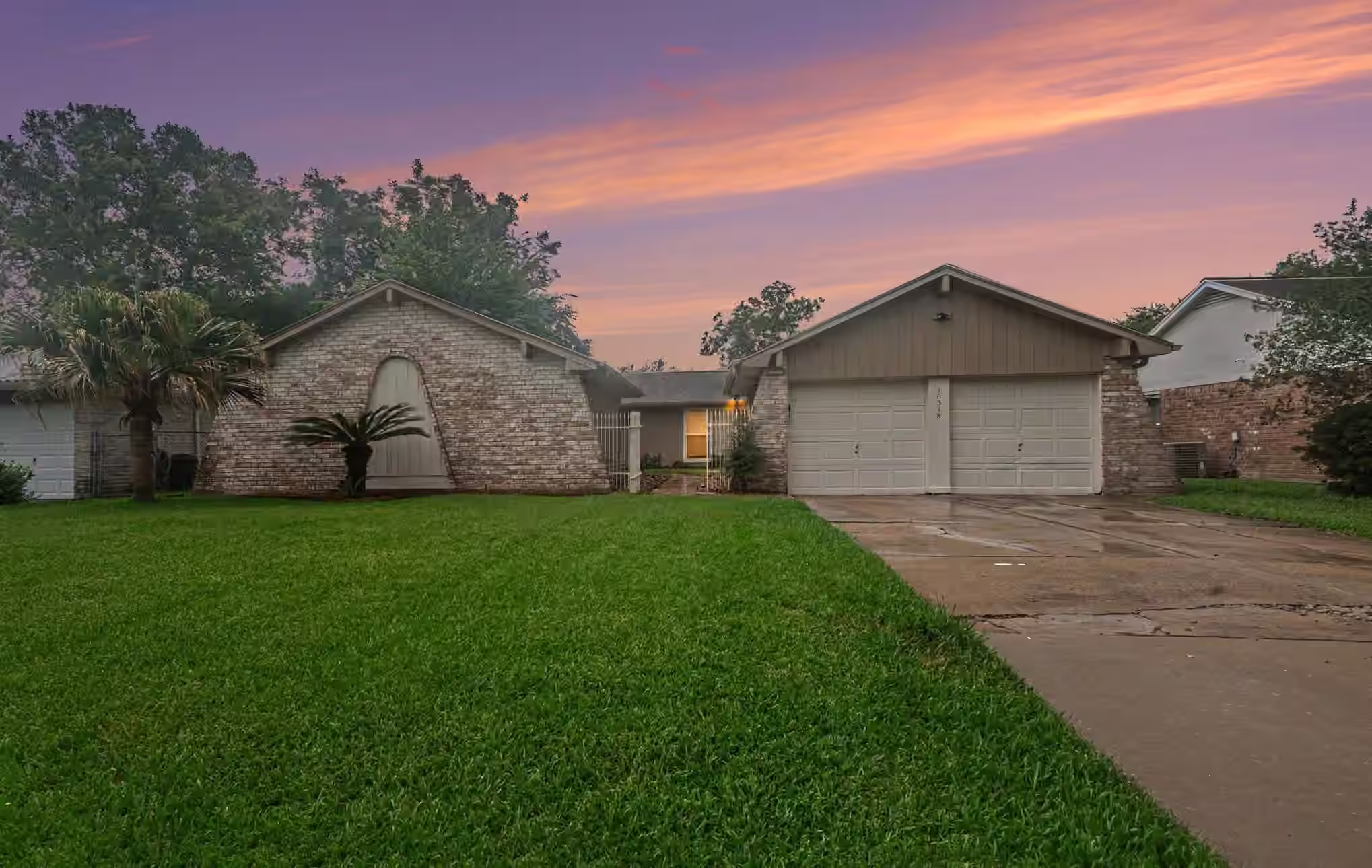 Photo of 16318 Blackhawk Boulevard, Friendswood, TX 77546