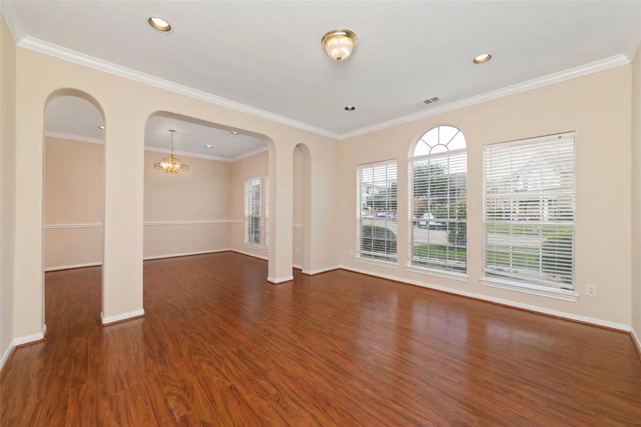 Photo 6 of 15319 Leila Bend Drive, Houston, TX