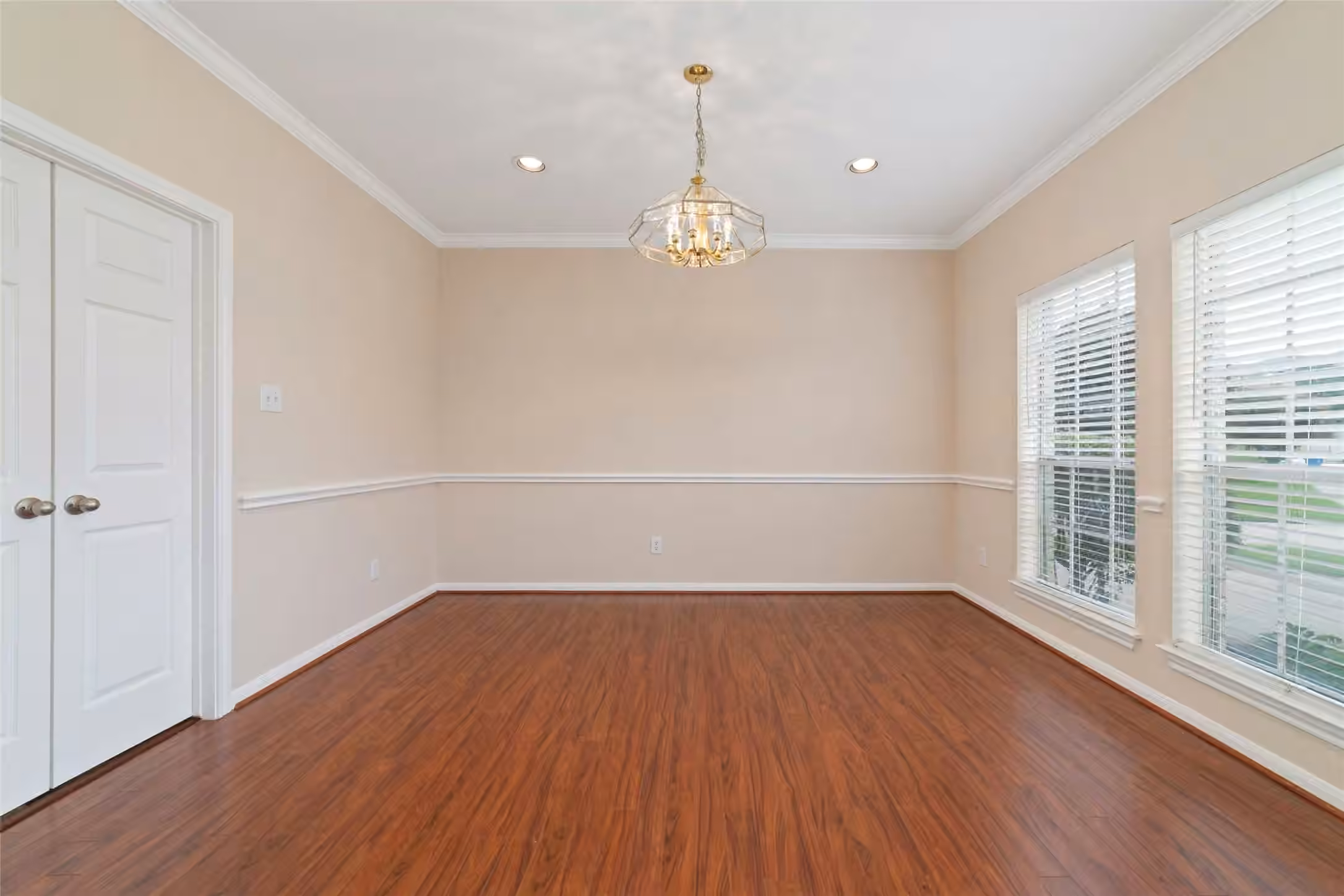 Photo 7 of 15319 Leila Bend Drive, Houston, TX