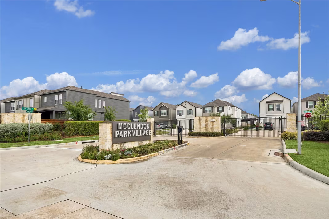 Photo 6 of 14827 Silent Gulf Avenue, Houston, TX
