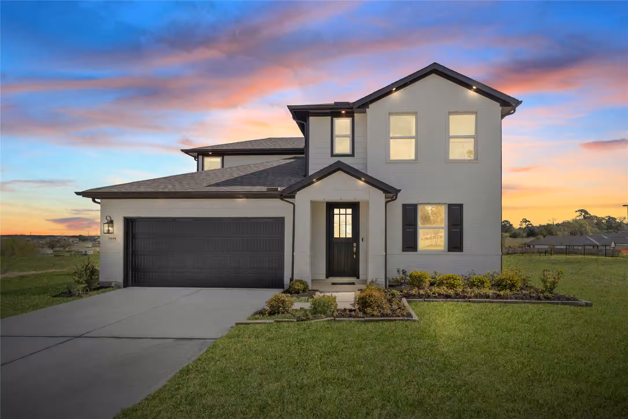 Photo of 19608 Montgomery Ridge Way, Montgomery, TX