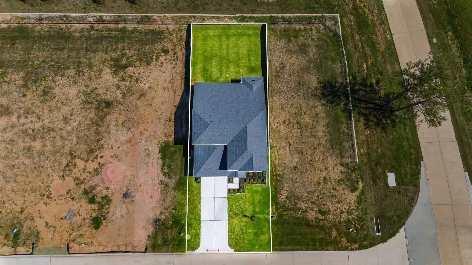 Photo 2 of 19608 Montgomery Ridge Way, Montgomery, TX