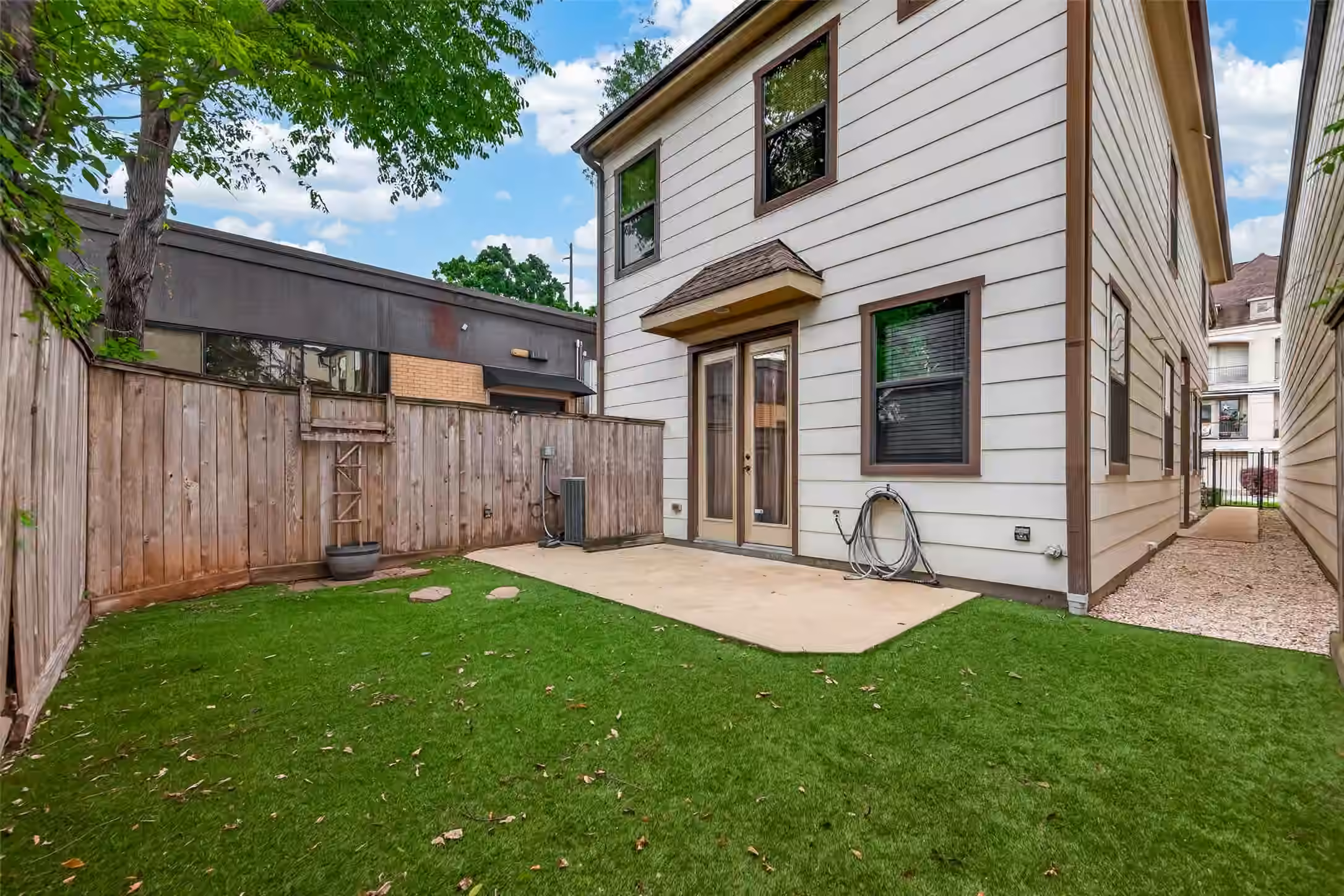 Photo 4 of 4204 ELI Street A, Houston, TX