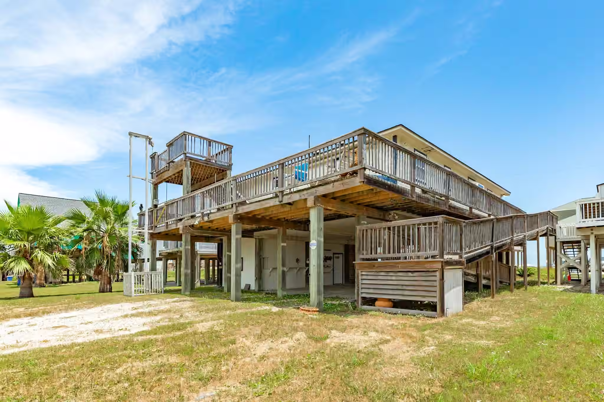 Photo 4 of 1311 Seashell Drive, Surfside Beach, TX