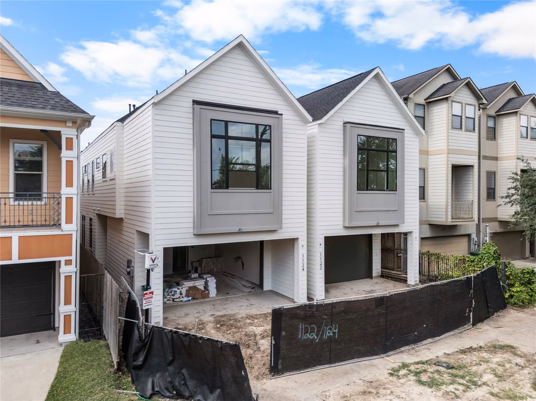Photo 2 of 1122 Robbie Street, Houston, TX