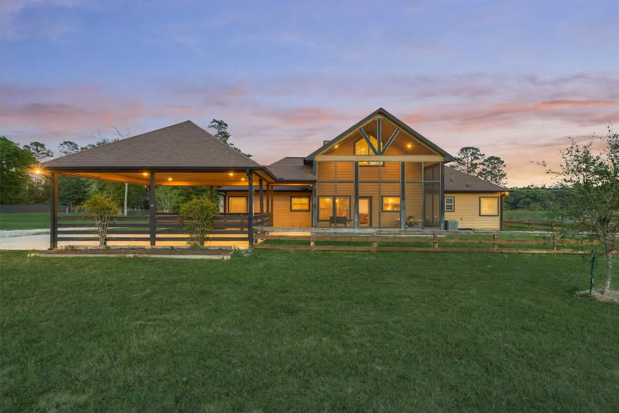 Photo 2 of 13125 Browder Traylor Road, Willis, TX