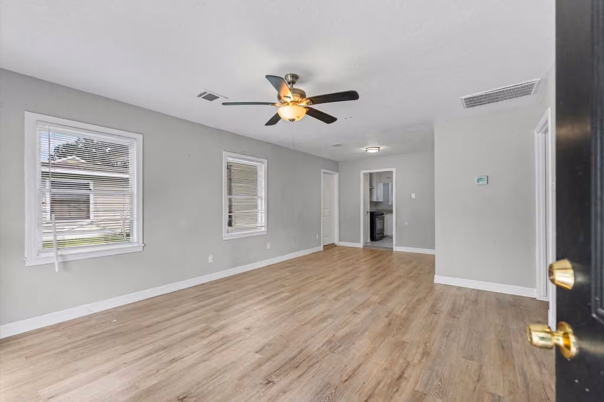 Photo 5 of 409 Alastair Drive, Pasadena, TX
