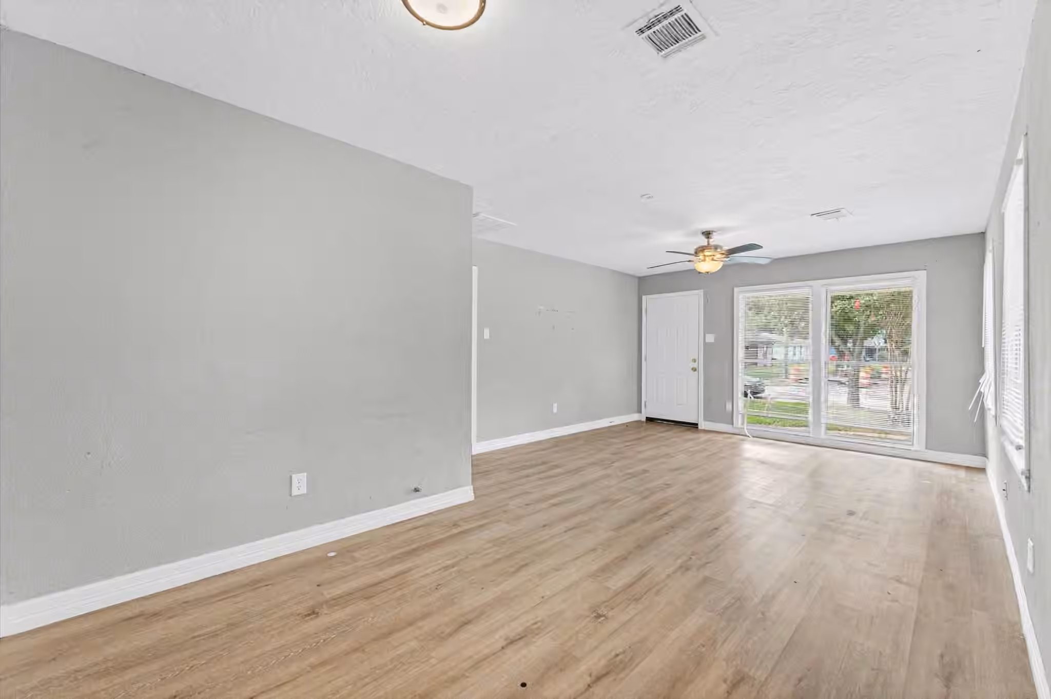 Photo 6 of 409 Alastair Drive, Pasadena, TX