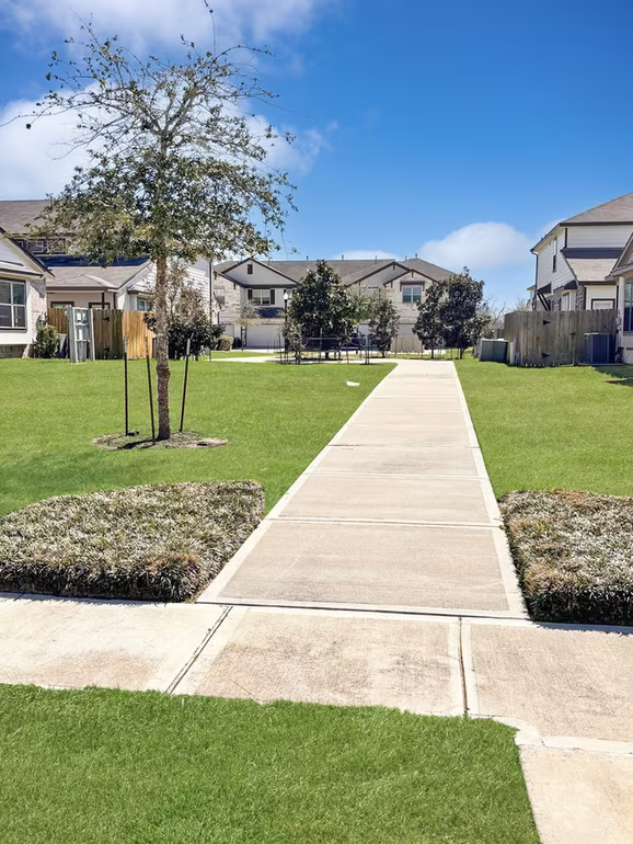 Photo 4 of 7123 Elgin Street, Pearland, TX
