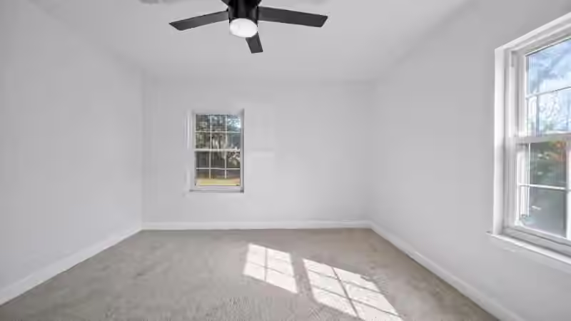 Photo 5 of 900 Largo Street, Baytown, TX
