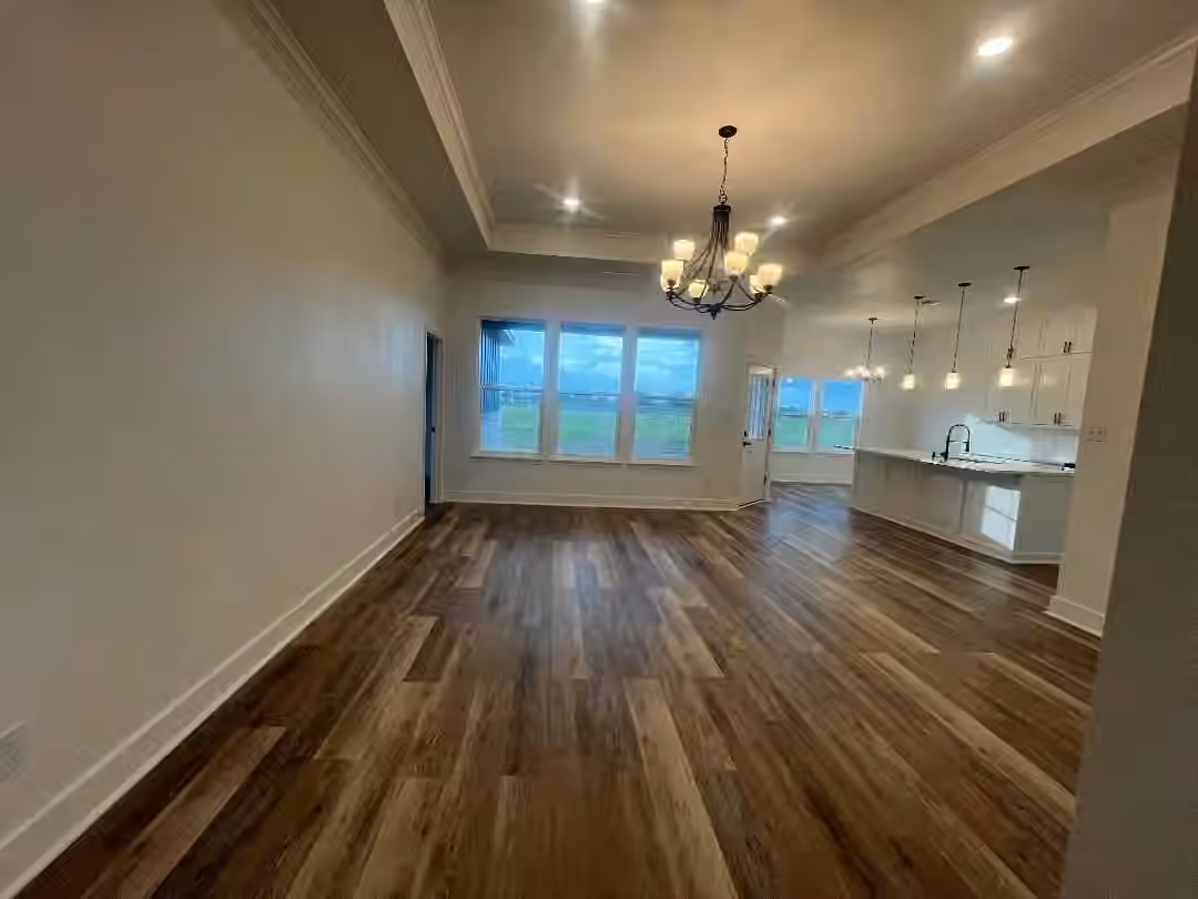 Photo 4 of 33416 FM 521 Road, Angleton, TX