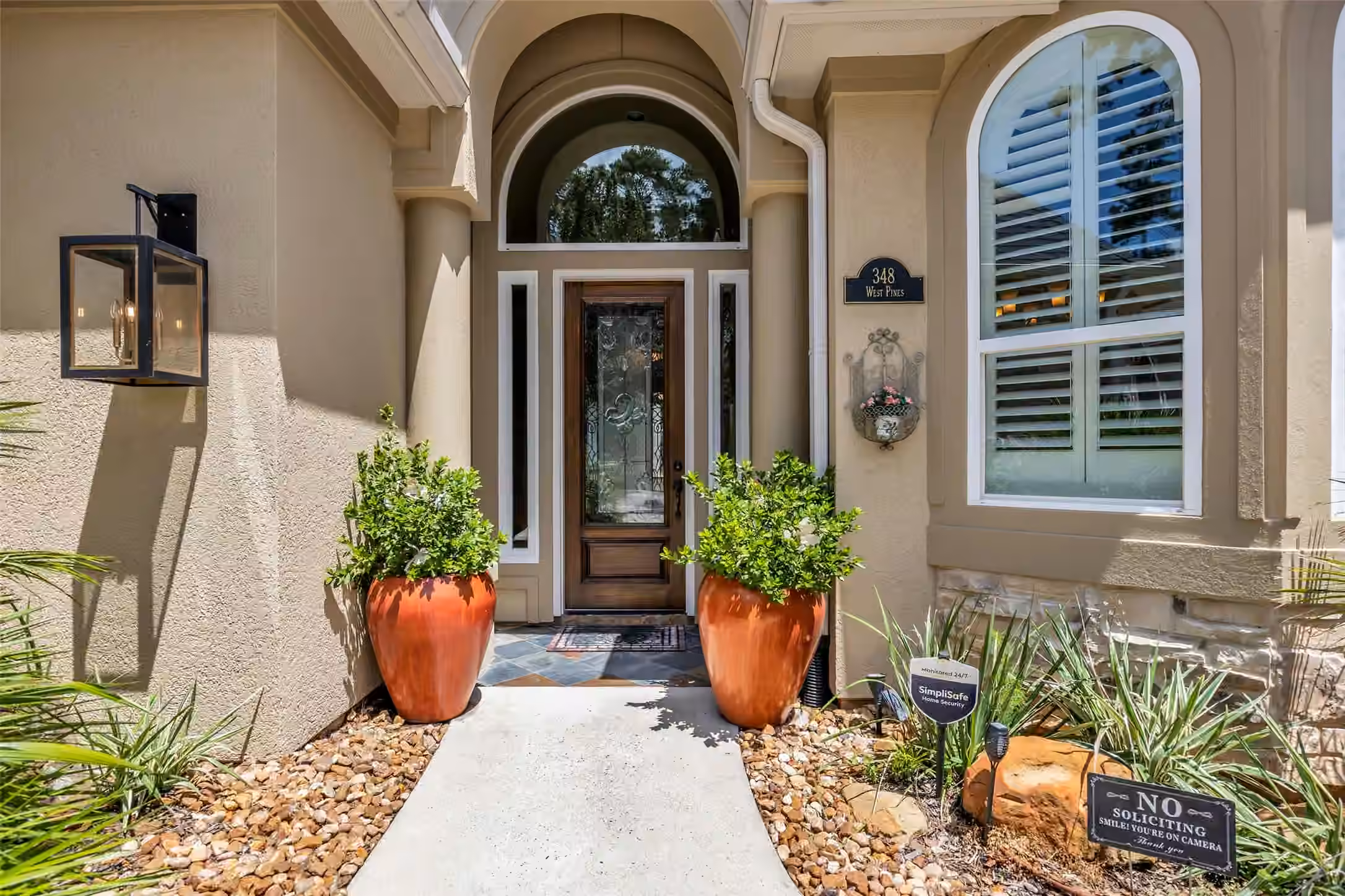 Photo 2 of 348 W Pines Drive, Montgomery, TX