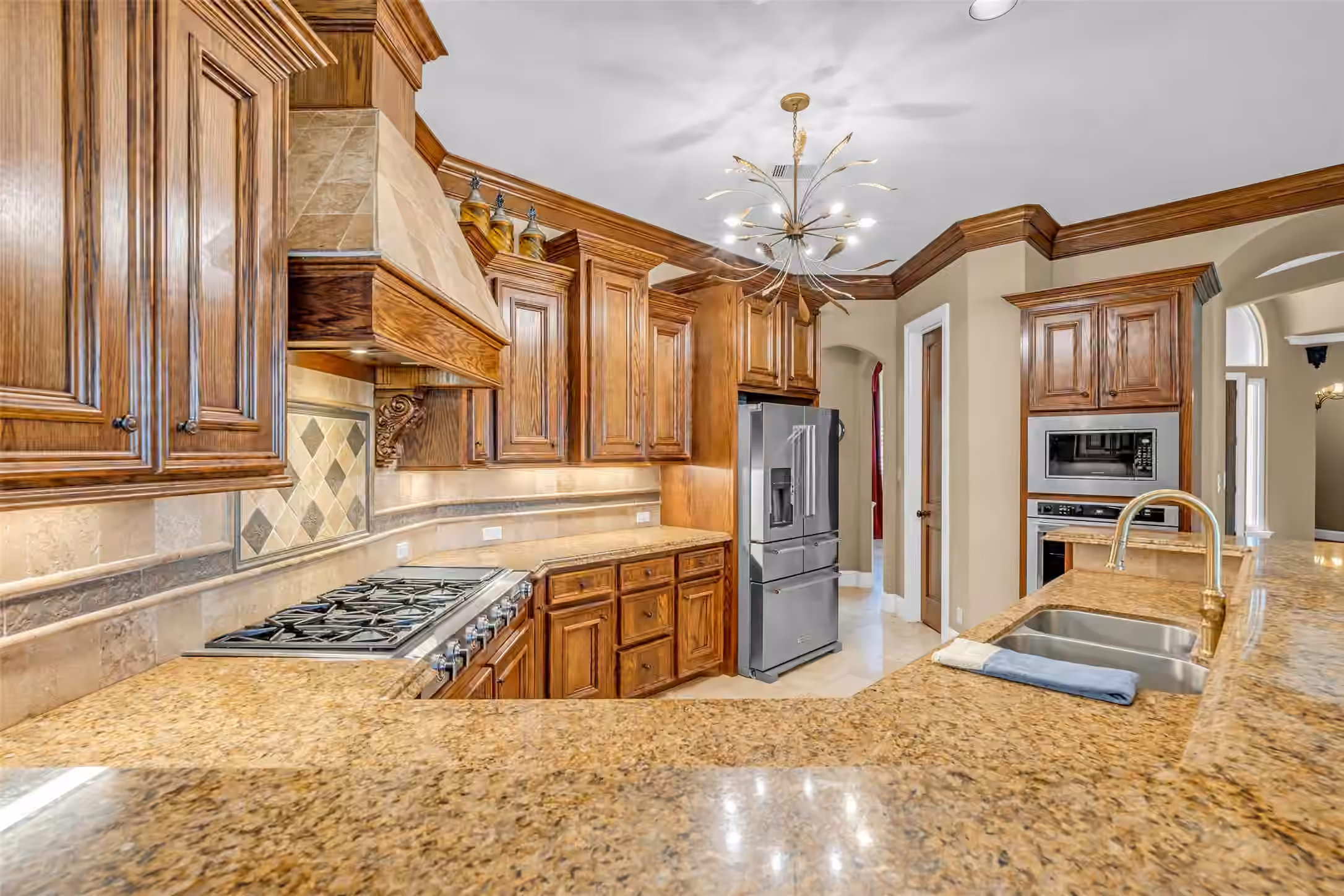 Photo 5 of 348 W Pines Drive, Montgomery, TX