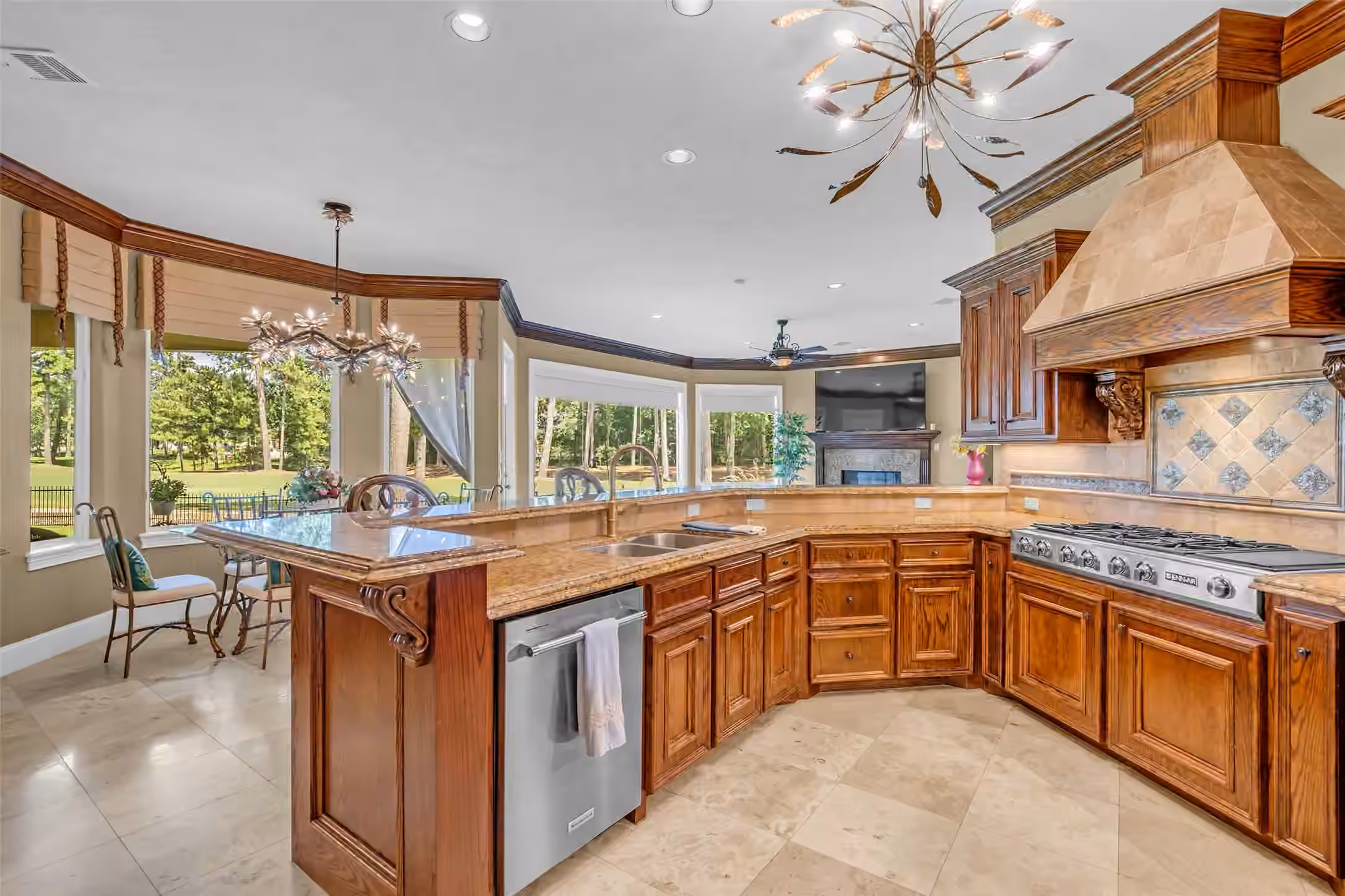 Photo 6 of 348 W Pines Drive, Montgomery, TX