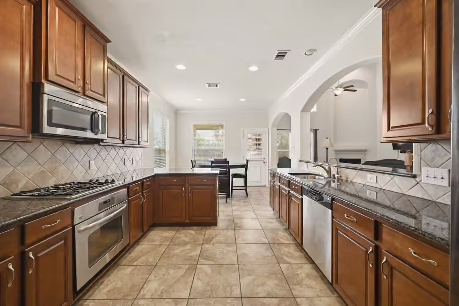 Photo 7 of 20716 Laura Lee Lane, Porter, TX