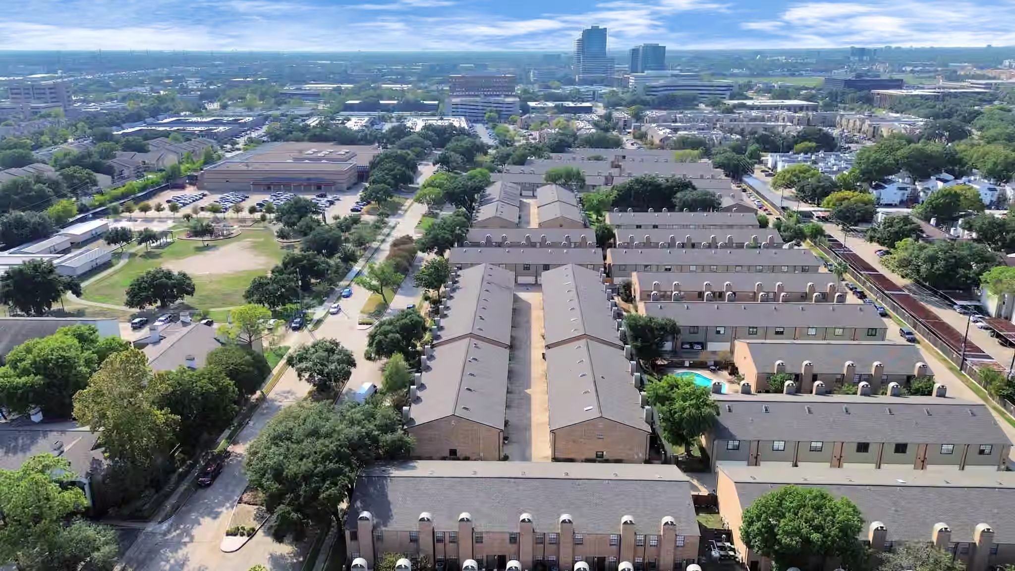 Photo 7 of 9800 Pagewood Lane 3104, Houston, TX