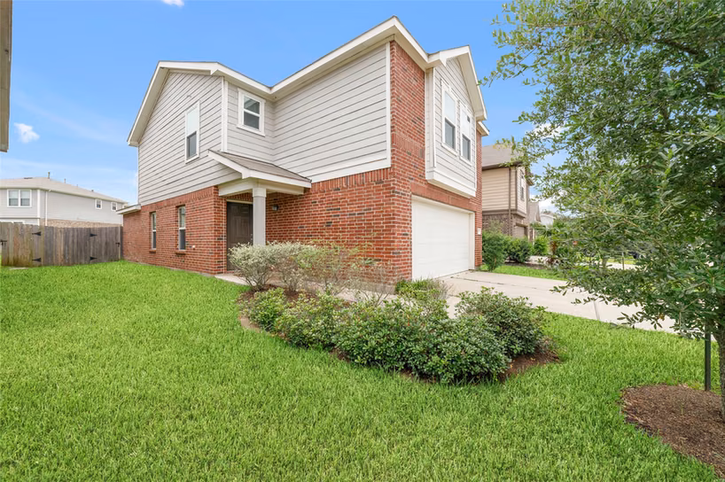Photo 2 of 5319 Rose Trellis Street, Katy, TX