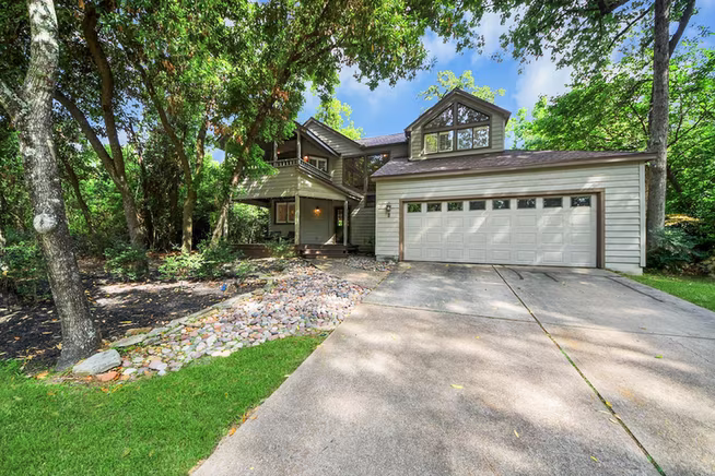 Photo 3 of 3 Hidden Deer Corner Court, The Woodlands, TX
