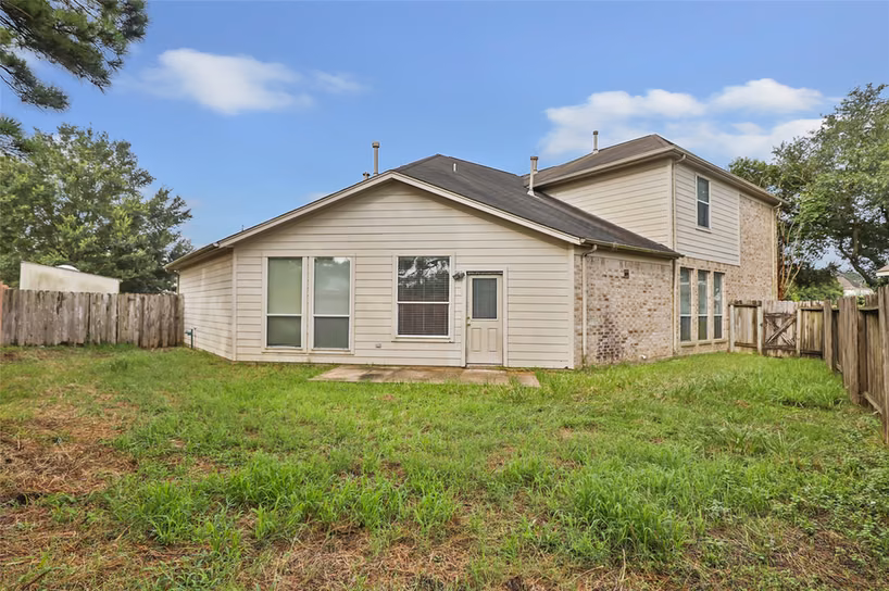 Photo 4 of 18203 Maple Arbor Court, Cypress, TX