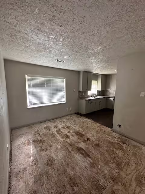 Photo 6 of 9122 Laura Koppe Road, Houston, TX