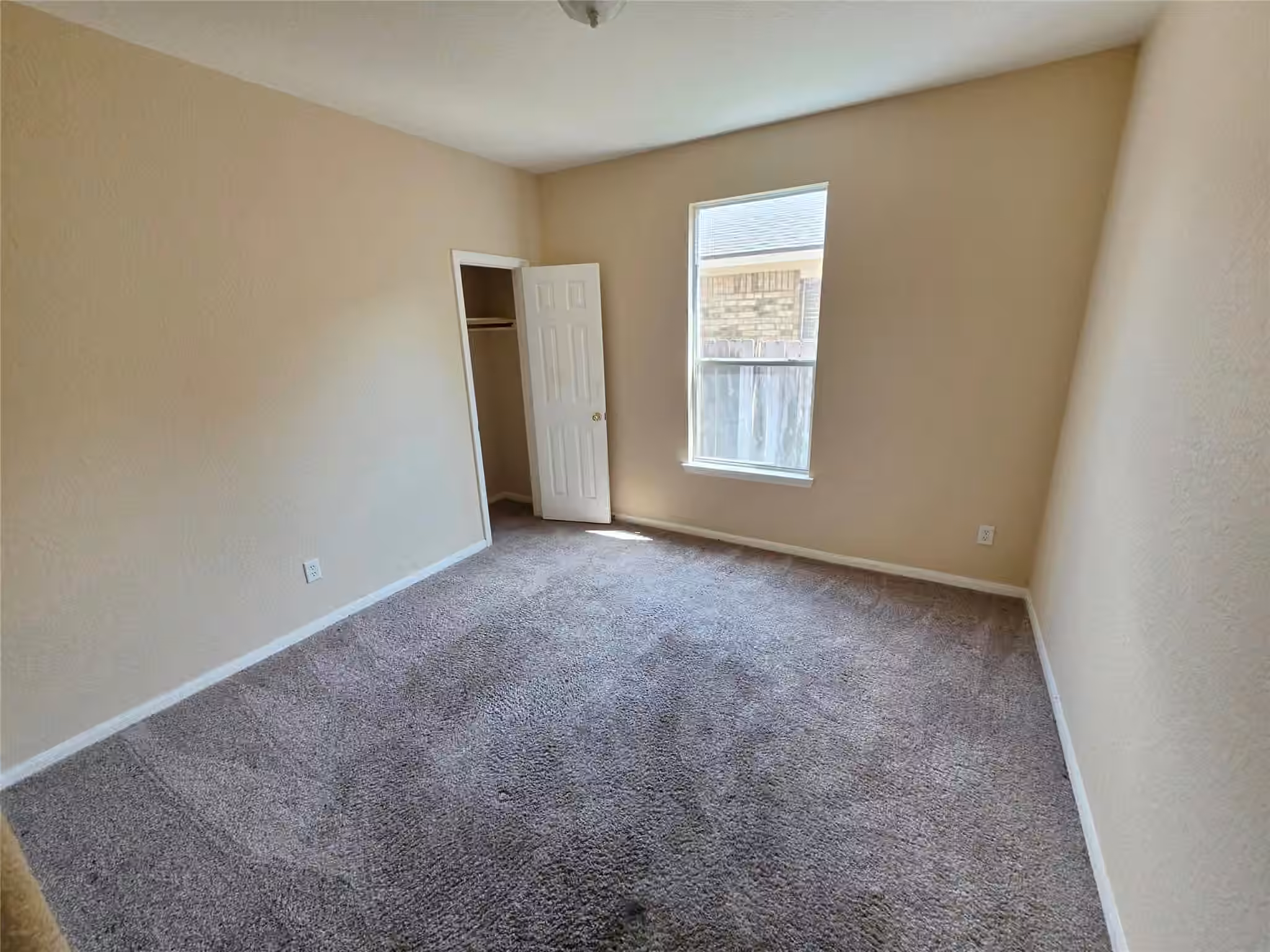Photo 5 of 9711 Sugarblossom Lane, Sugar Land, TX