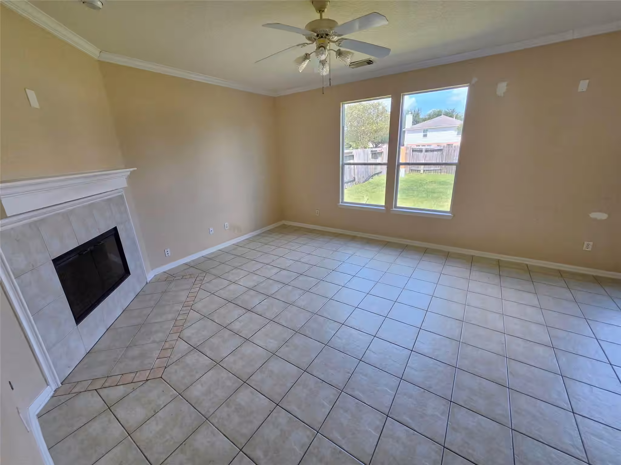 Photo 6 of 9711 Sugarblossom Lane, Sugar Land, TX