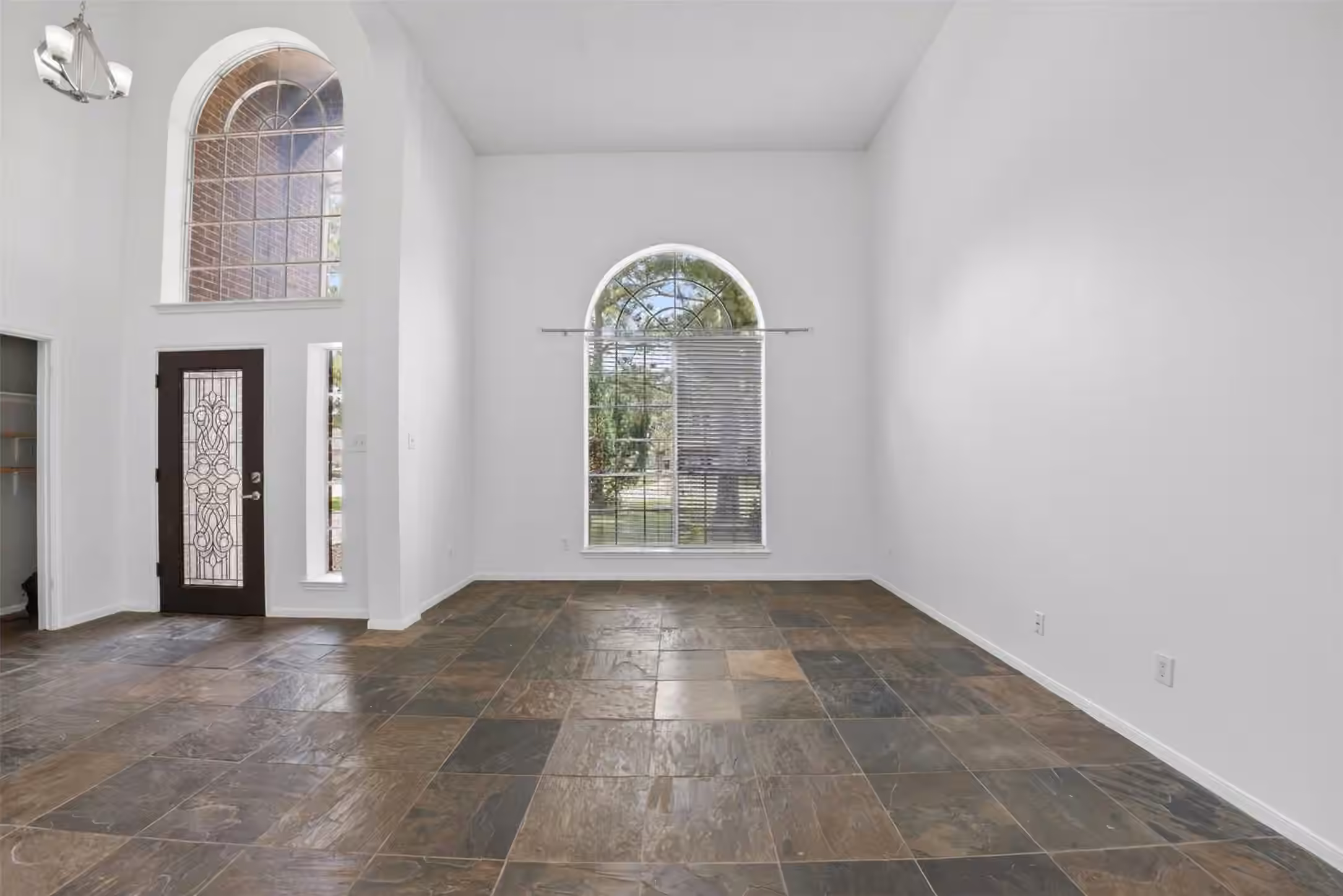 Photo of 15010 Chestnut Falls Drive, Cypress, TX 77433