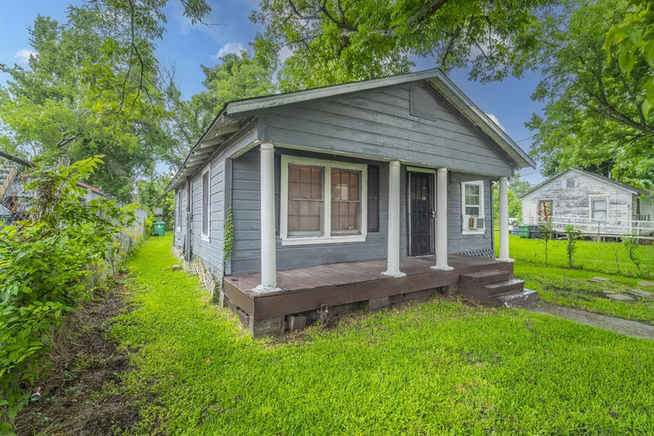 Photo 3 of 7988 Joy Street, Houston, TX