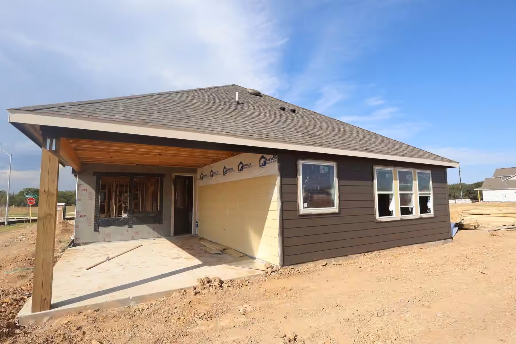 Photo 4 of 29451 Oaklawn View Drive, Waller, TX