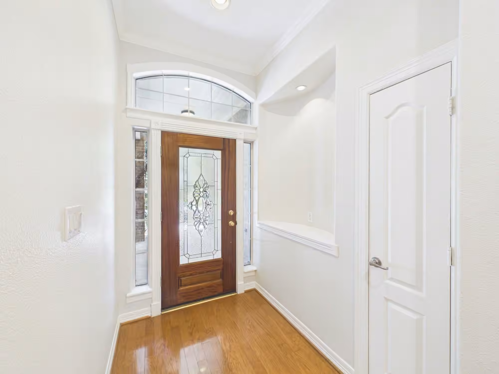 Photo 5 of 5449 Fairdale Lane, Houston, TX