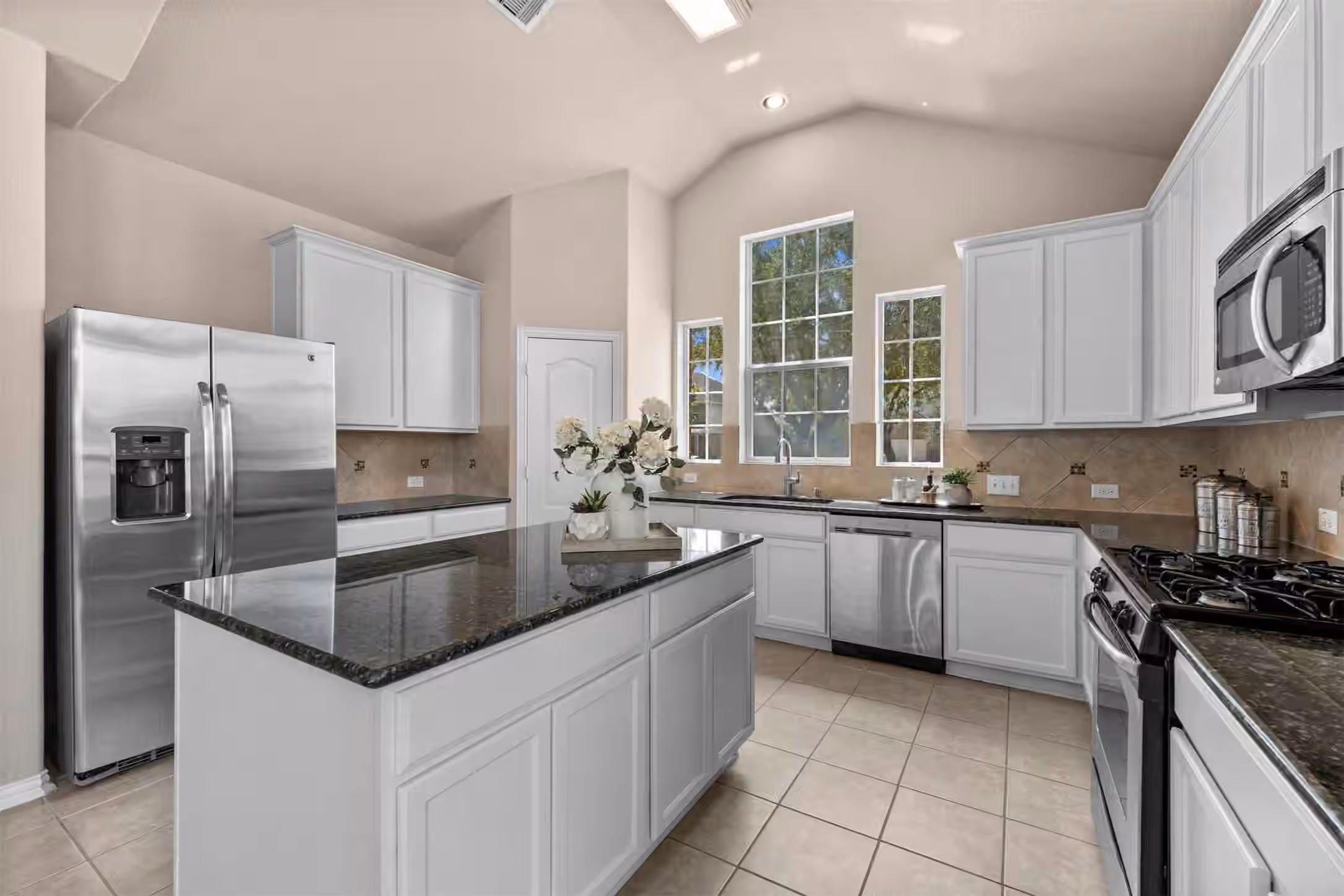 Photo 7 of 9807 Wellington Chase Lane, Humble, TX