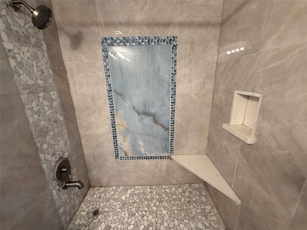 Photo 5 of 9550 Deering Drive 210, Houston, TX