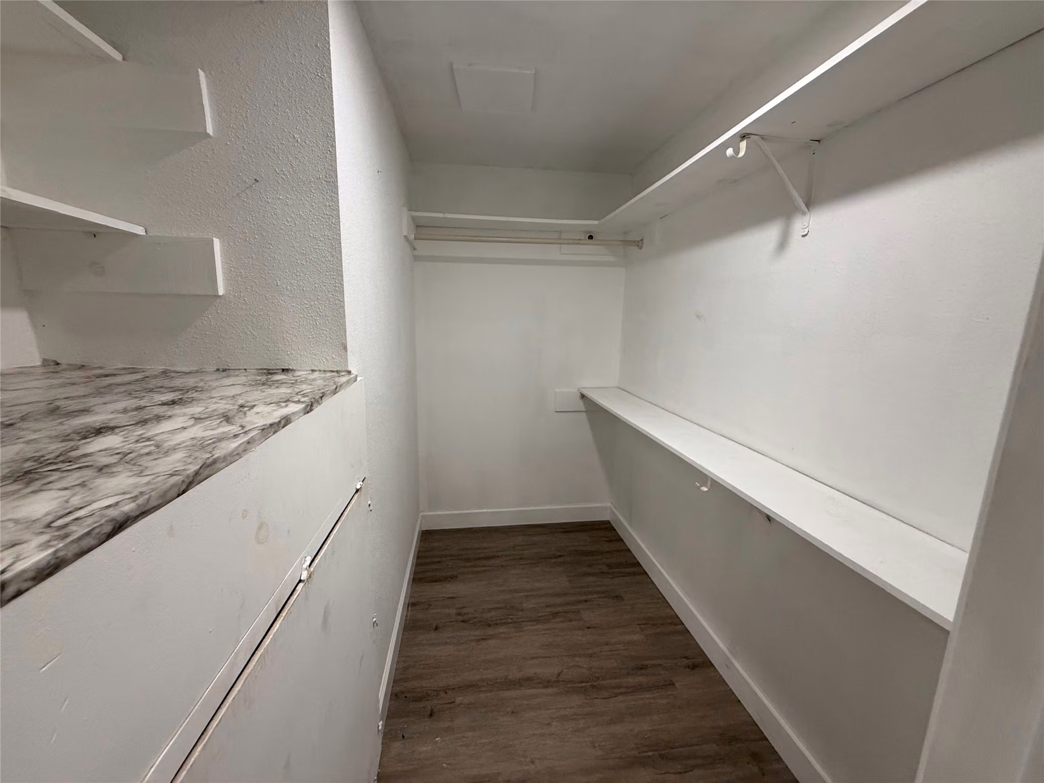 Photo 7 of 9550 Deering Drive 210, Houston, TX