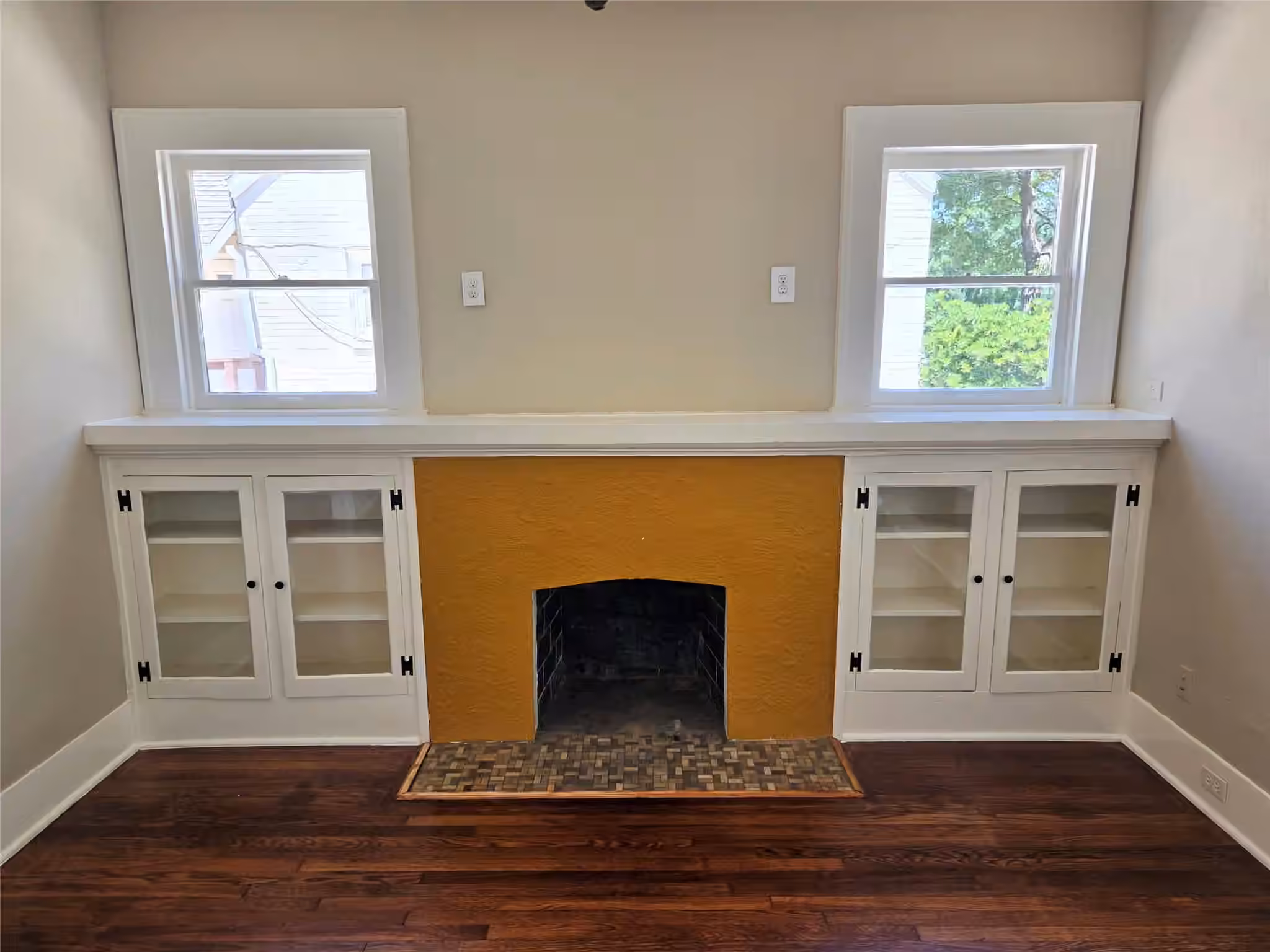 Photo 6 of 1430 Munger Street, Houston, TX