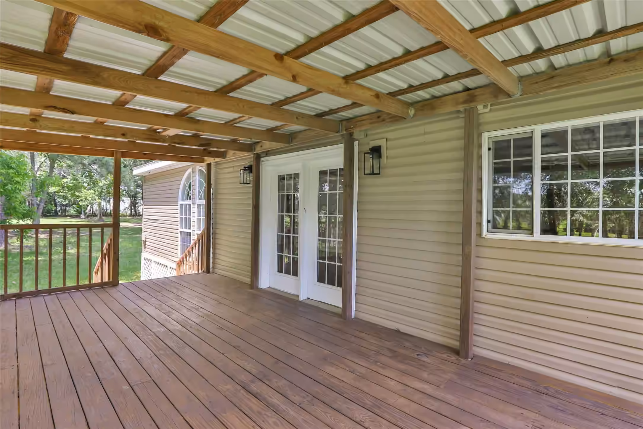 Photo 3 of 1387 Fm 1406 Road, Winnie, TX