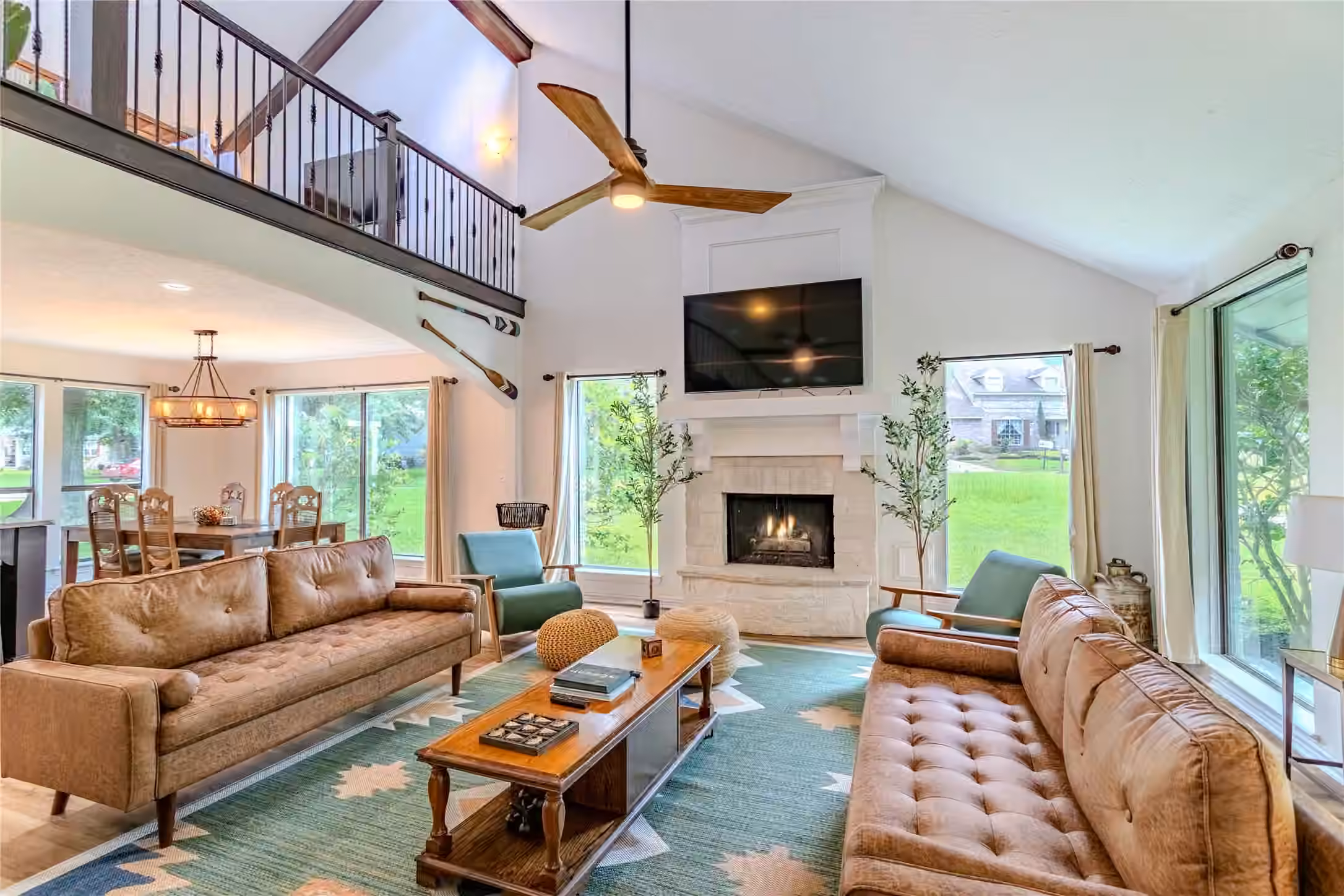 Photo 2 of 129 Springs Edge Drive, Conroe, TX