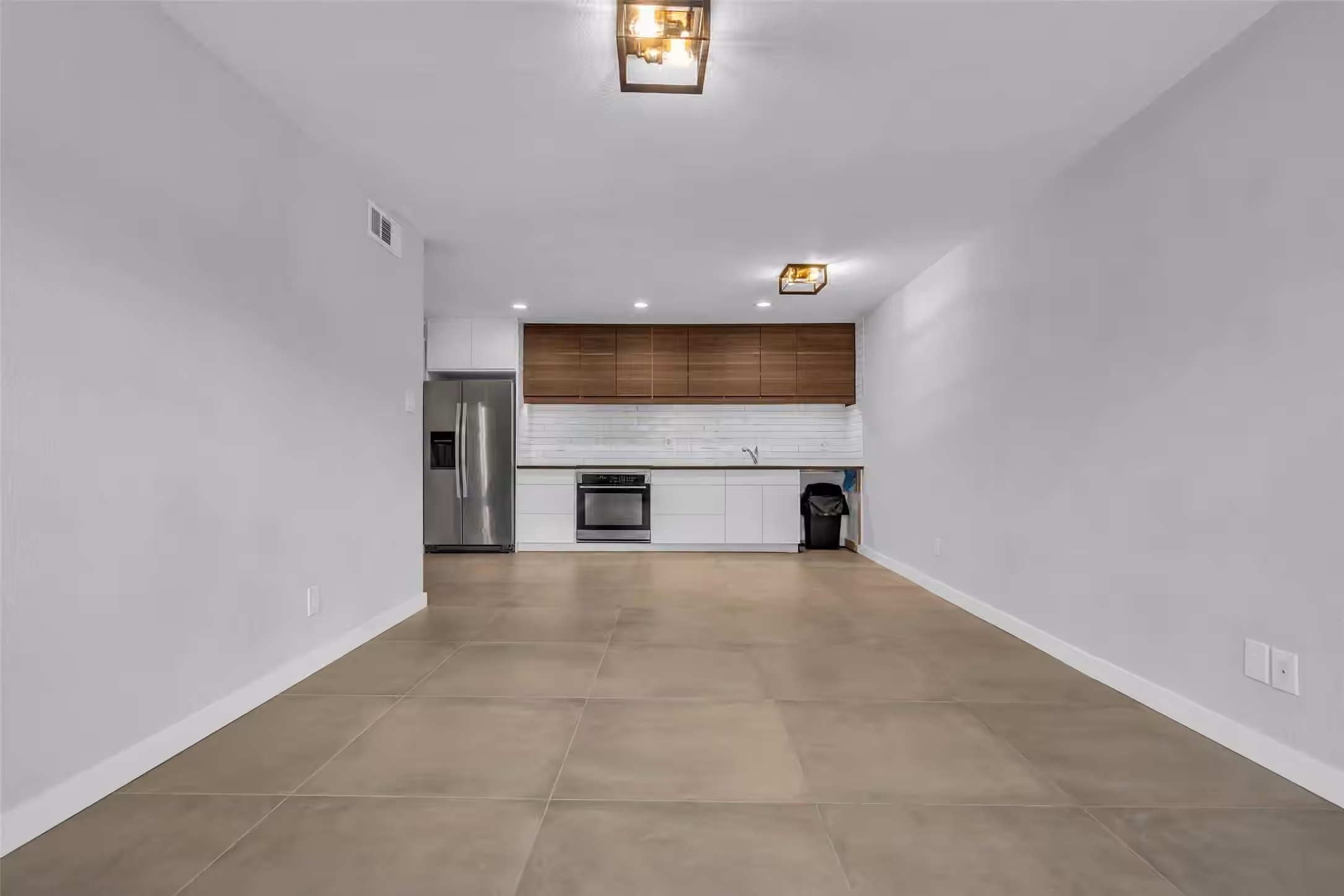 Photo 5 of 606 Marshall Street B6, Houston, TX
