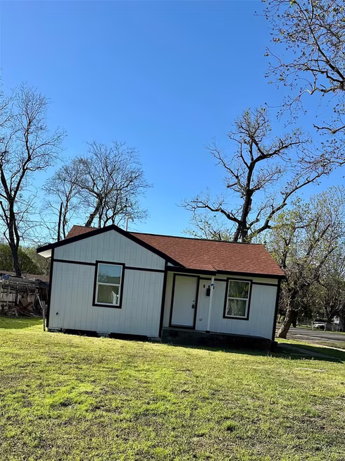 Photo of 102 Georgia Street, Houston, TX 77029