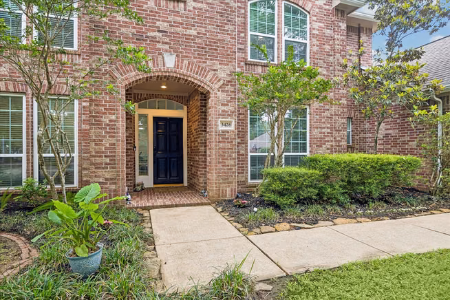 Photo 3 of 3426 Chambers Circle, Missouri City, TX