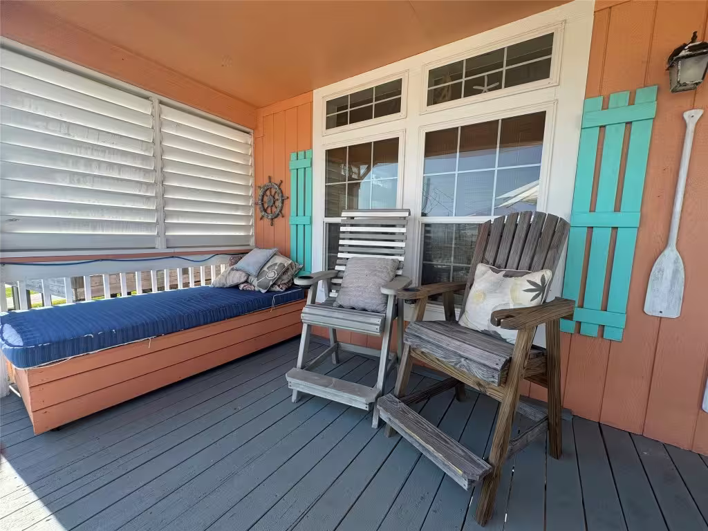 Photo 6 of 2021 Vista Drive, Crystal Beach, TX