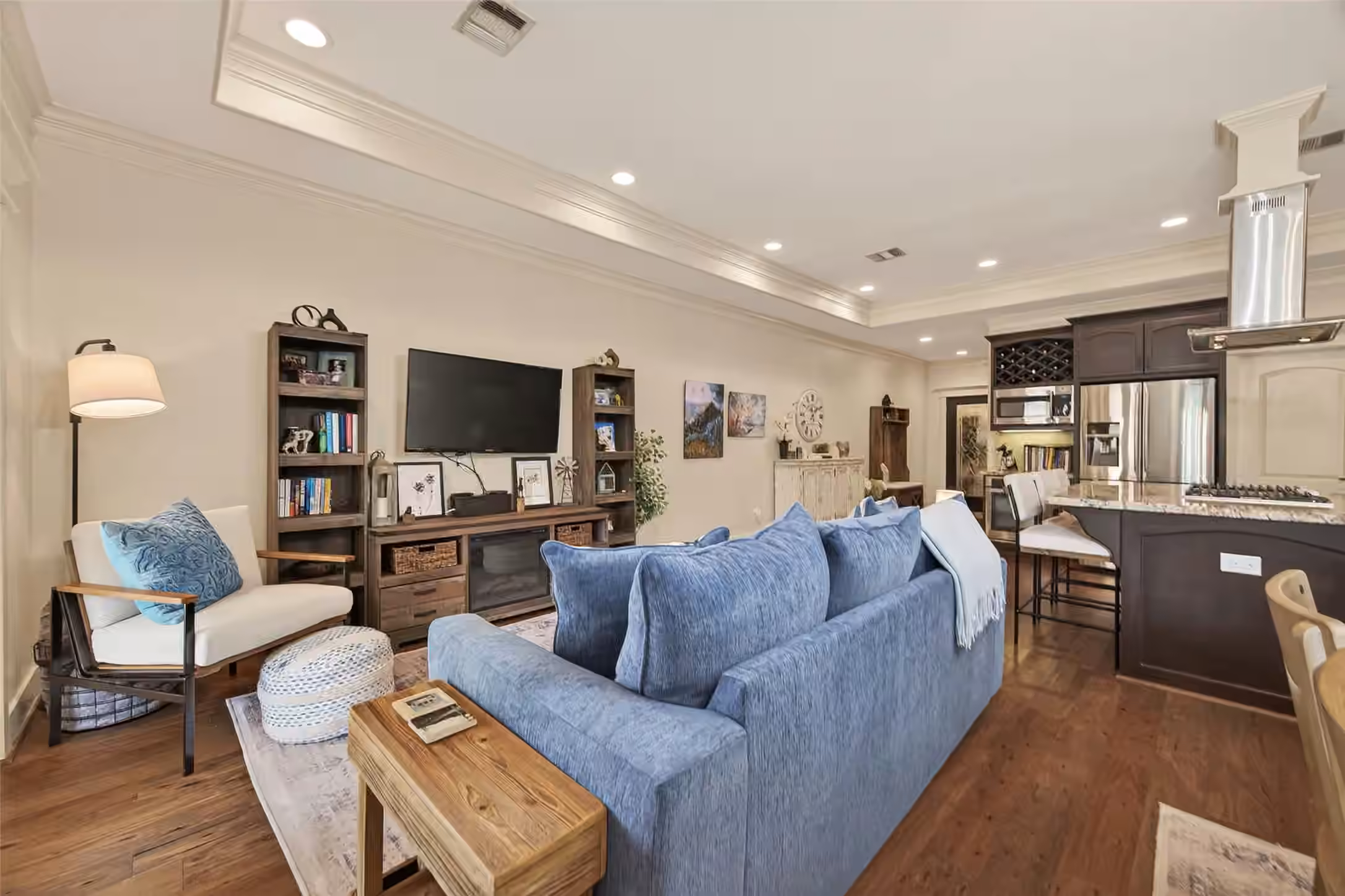 Photo 5 of 1604 W 21st Street, Houston, TX