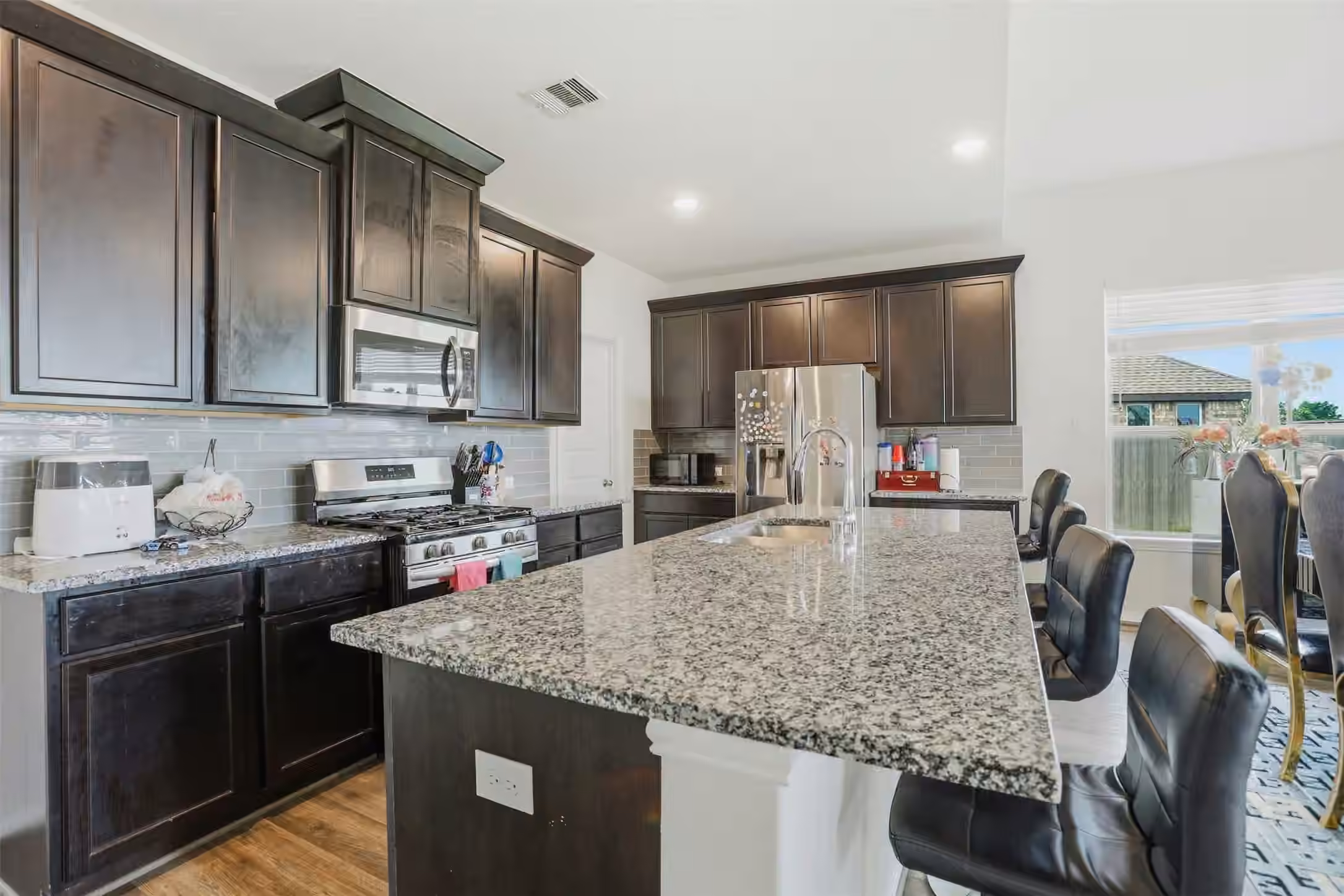Photo 4 of 21443 Loblolly View Lane, Waller, TX