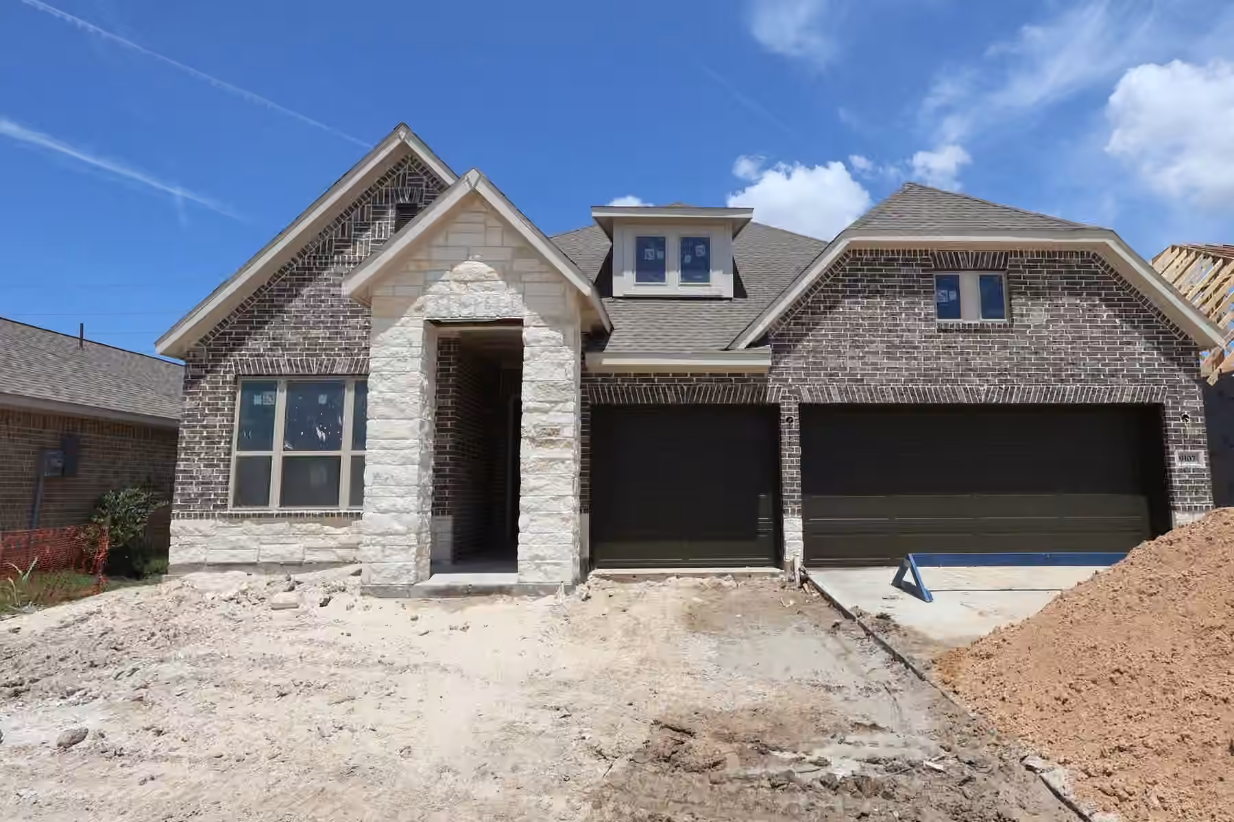 Photo 5 of 9107 Clear Water Trail, Manvel, TX