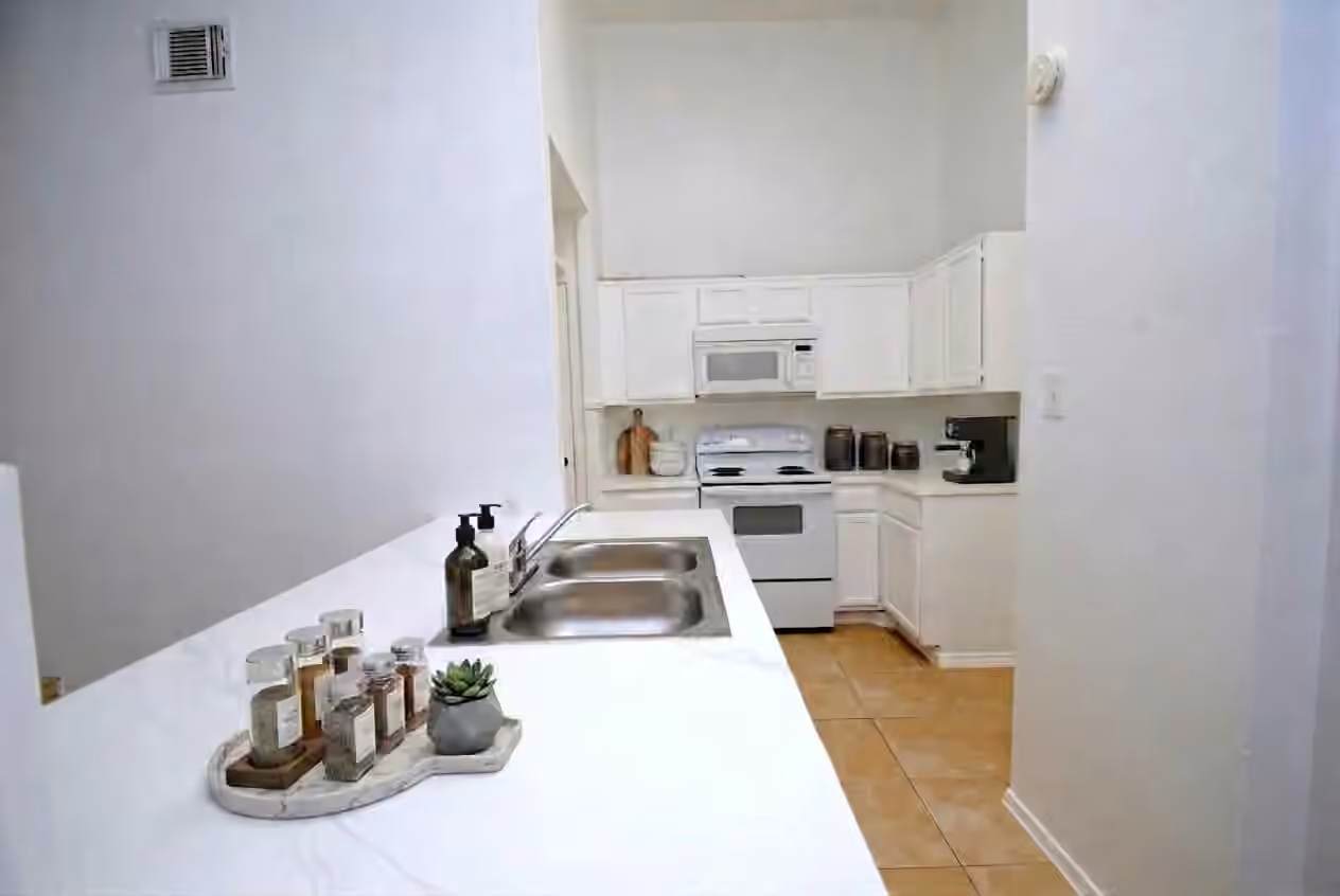 Photo 5 of 11005 Tobasa Court, Houston, TX