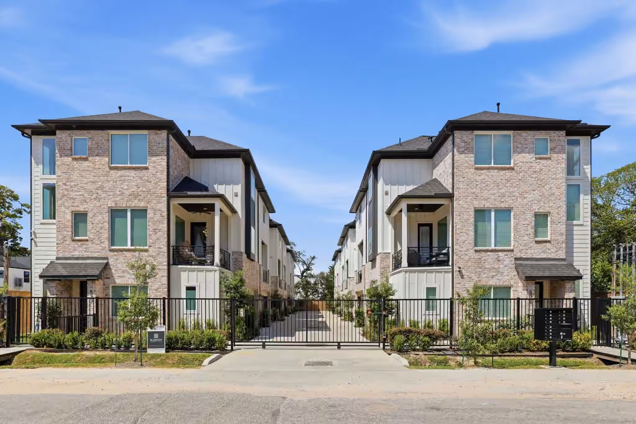 Photo of 510 Janisch Road, Houston, TX 77018