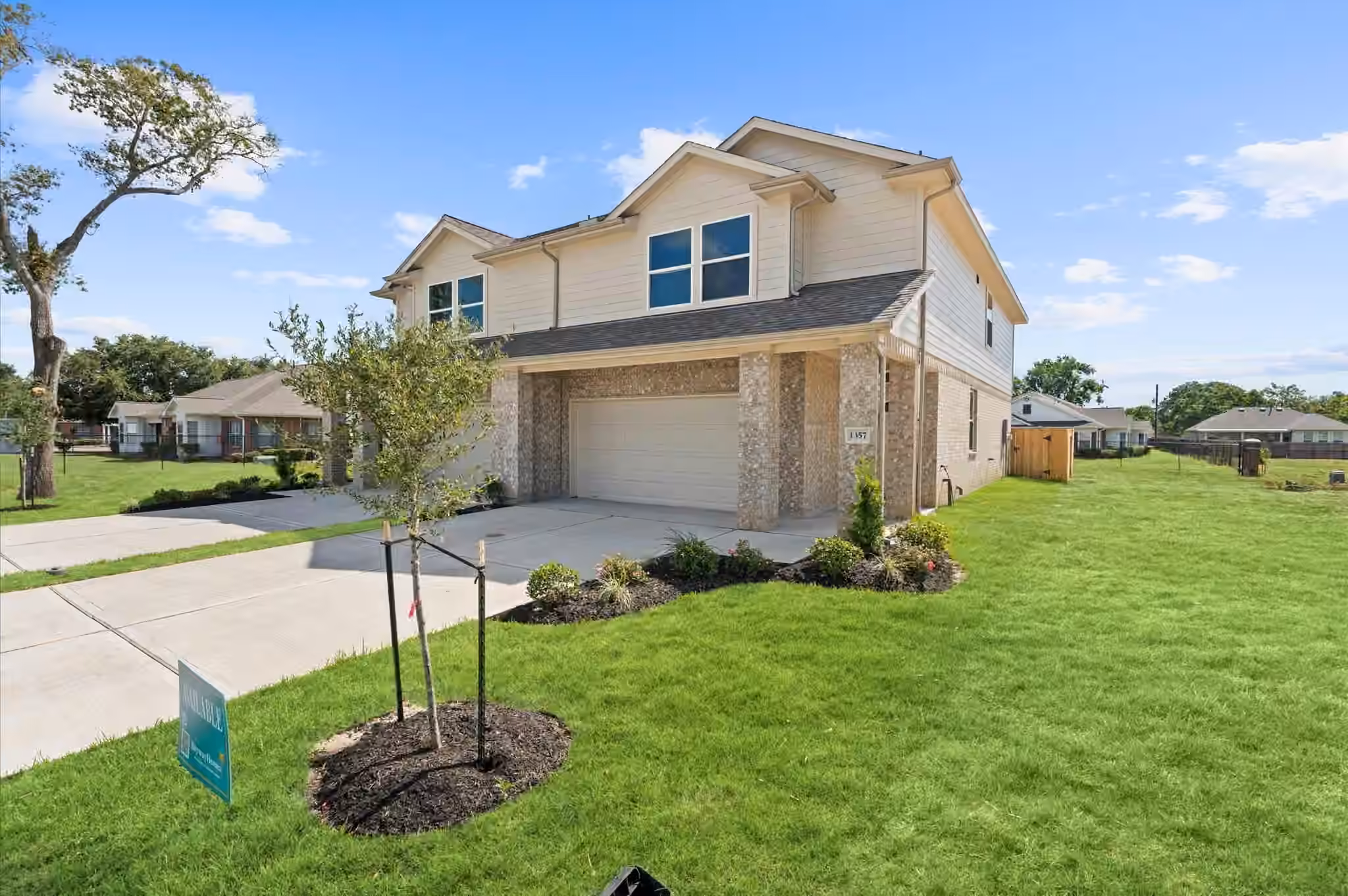 Photo 2 of 1369 Mixander Way, La Porte, TX