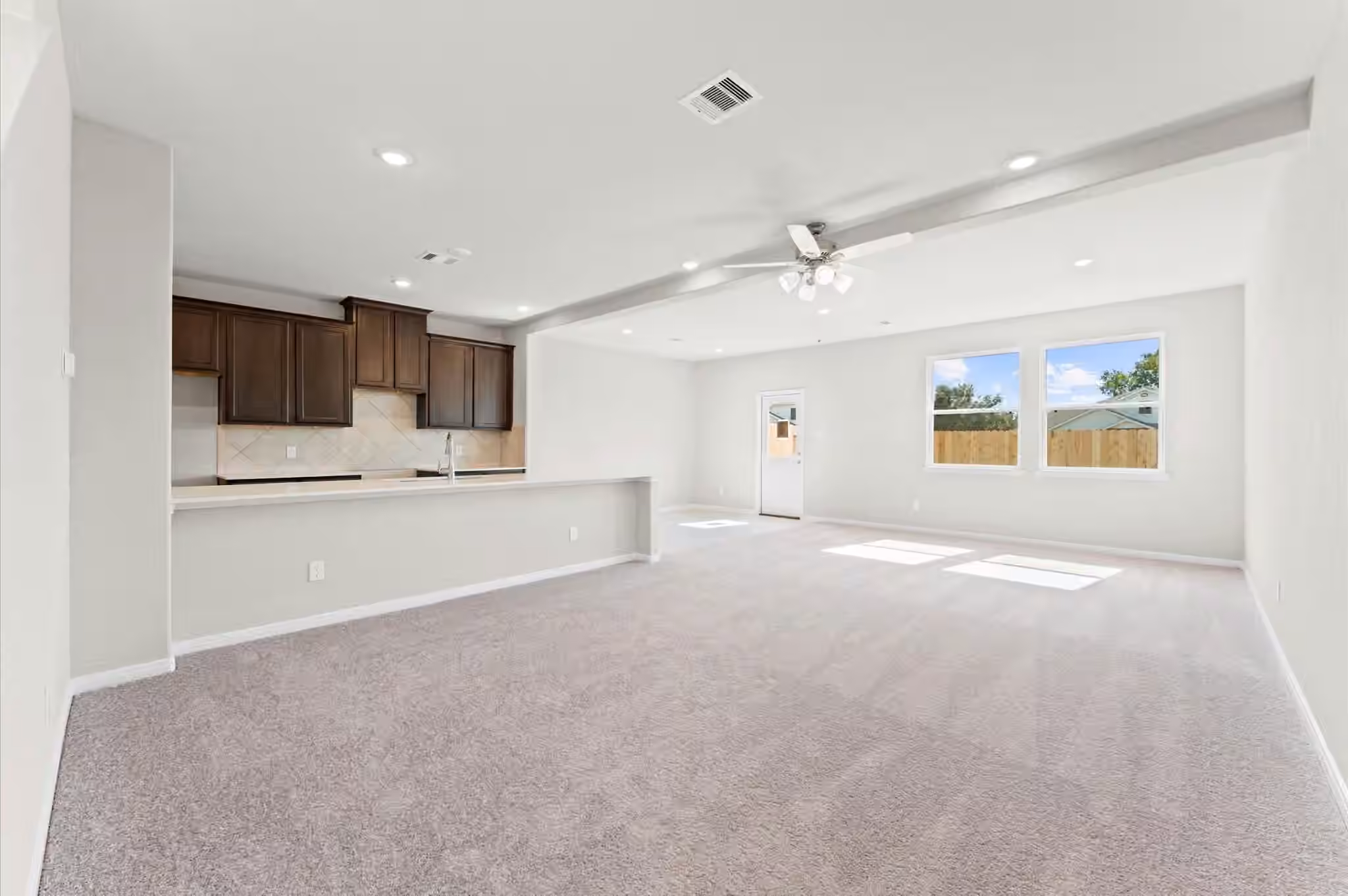 Photo 5 of 1369 Mixander Way, La Porte, TX