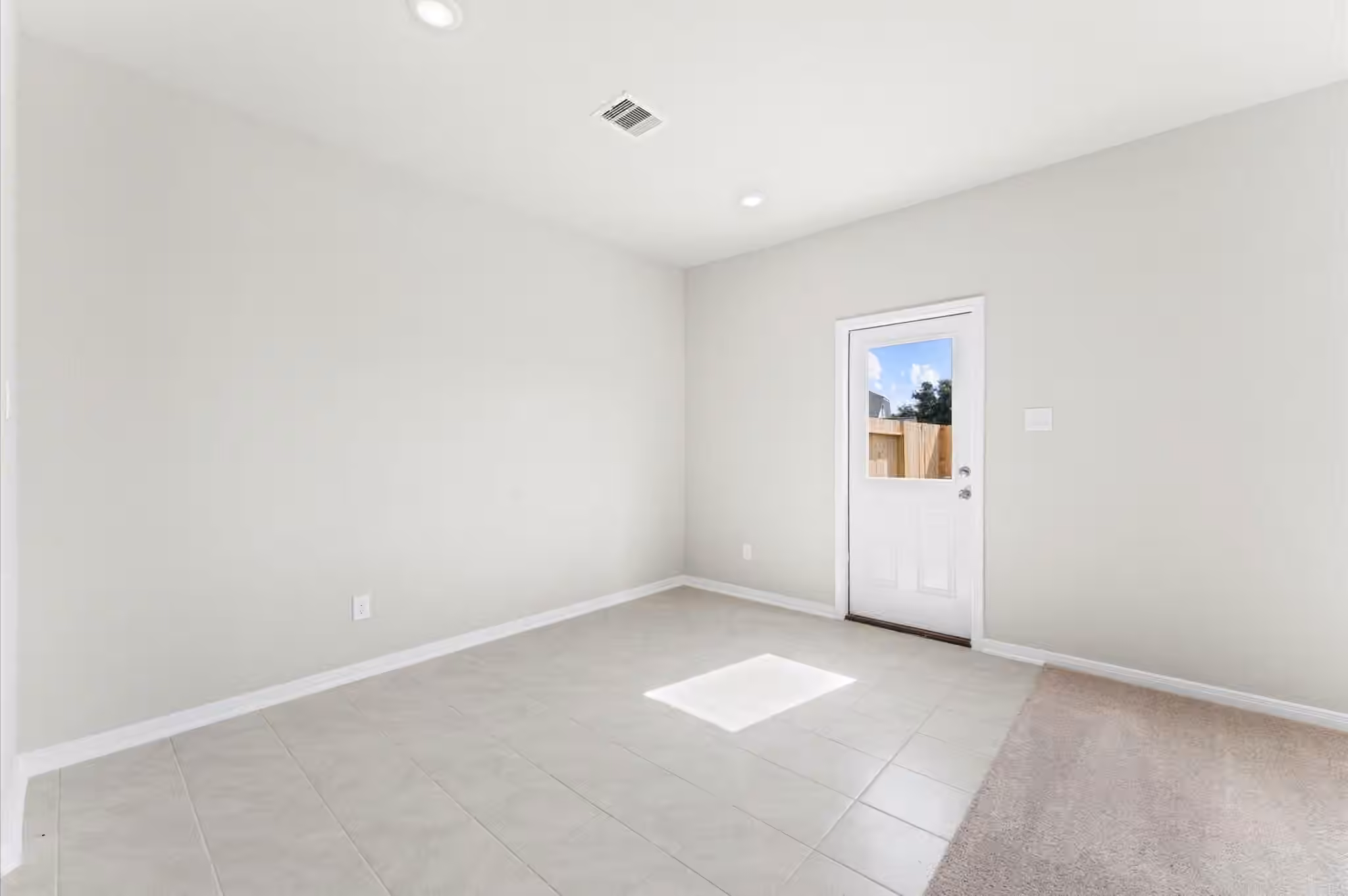 Photo 7 of 1369 Mixander Way, La Porte, TX